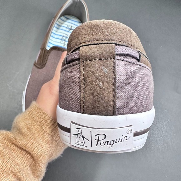 NEW  Original Penguin Men Slip on sneakers size 10 Brown - Picture 2 of 5